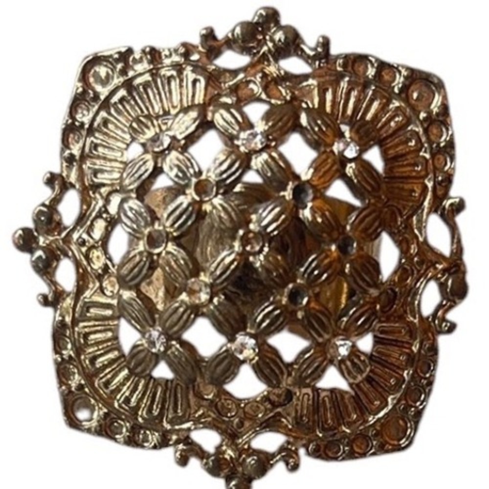 Vintage Gold Tone Filigree Lattice Rhinestone Shield Statement Ring Sz 5.5